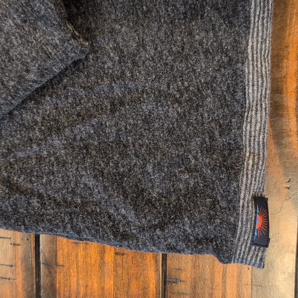 Faherty Reversible Crew Long Sleeve - image 5